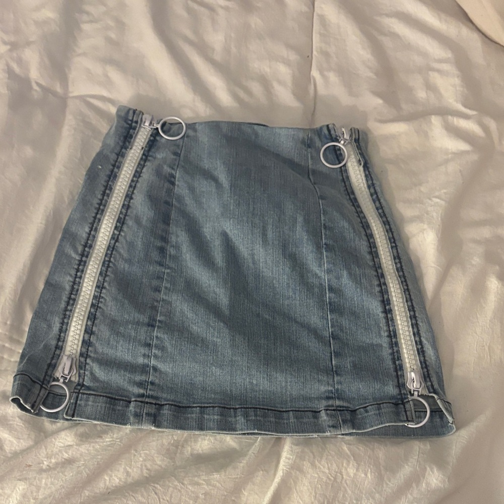 Carmar Blue Denim Mini Skirt with Silver Zipper Accents